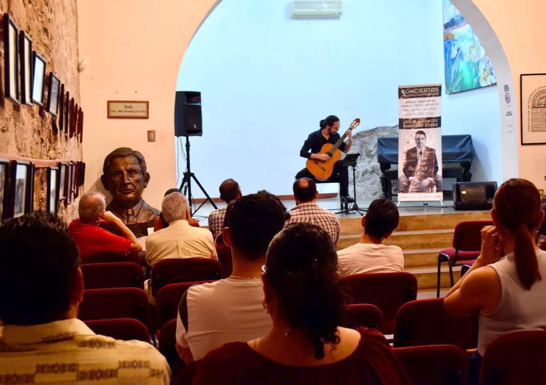 Emociona la expo de 39 grabados de Isidro Madrid en la sede del ISIC