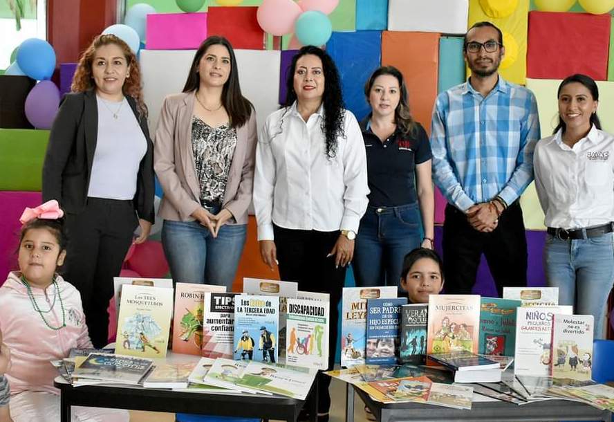 Emociona la expo de 39 grabados de Isidro Madrid en la sede del ISIC